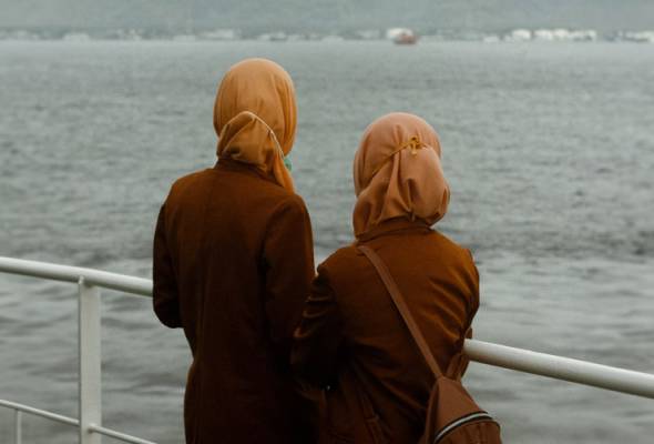Olympics - UN body questions French move to bar its athletes from wearing hijab at Paris 2024