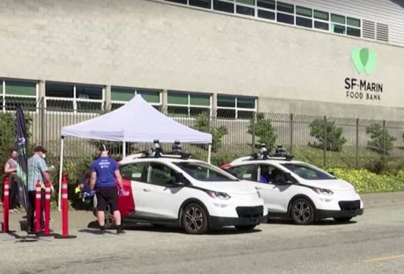 Robotaxi company Cruise withdraws all cars from San Francisco streets