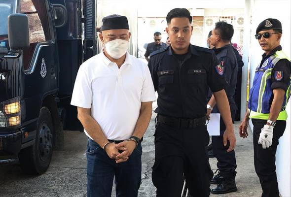 There were traces of blood inside and outside Myvi car - Witness