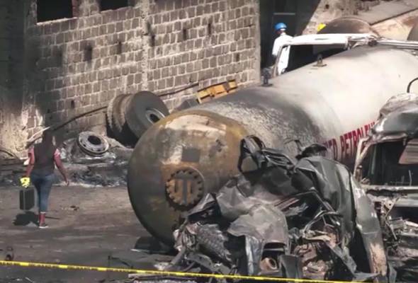 2 dead, 222 injured in gas explosion in Kenya's capital