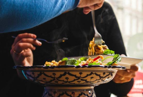 Mindful eating for a happier life