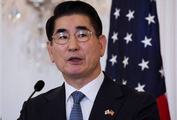 South Korea ex-defence minister accused of role in martial law tries to commit suicide, official says