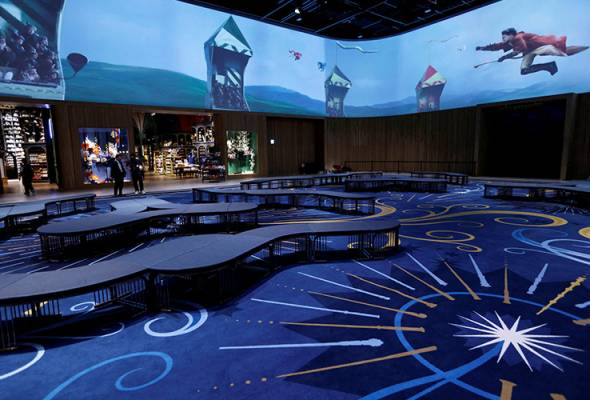 Warner Bros to build 'Harry Potter Studio Tour' with Chinese group in Shanghai