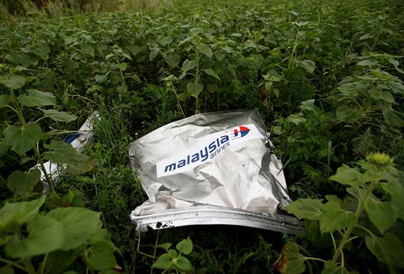 Family of American killed on Malaysian Airlines flight can sue Russian bank, US court rules