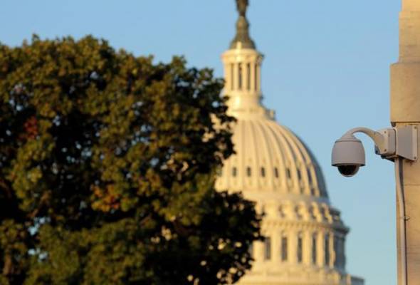 Trump ancam ambil alih pentadbiran Washington susulan insiden keganasan