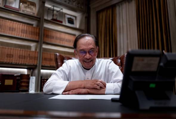 Malaysia to consult ASEAN members on U.S. reciprocal tariff issue - Anwar