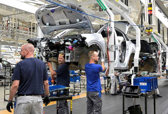 German carmaker VW negotiating on tariffs with U.S. Government