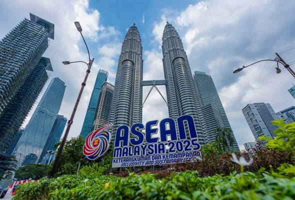 Beyond tariffs and trade: ASEAN Summit spotlights women’s stories and strengths