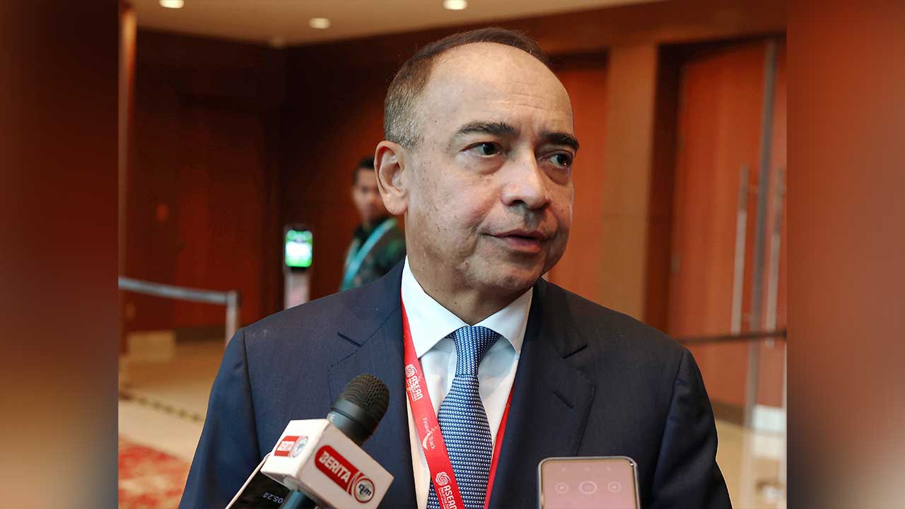 Kepimpinan Malaysia di bawah Anwar Ibrahim perkukuh kerjasama ASEAN - Nazir Razak