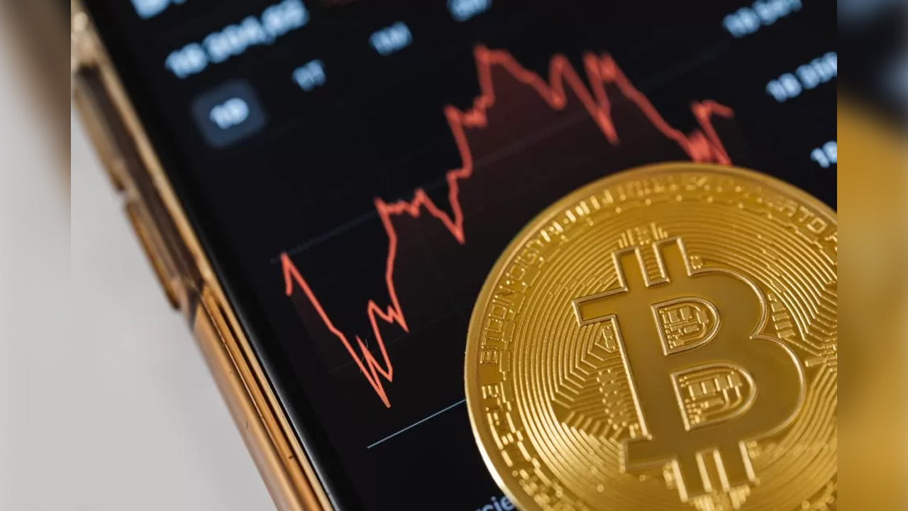 Aktiviti melombong Bitcoin kini tidak lagi menguntungkan | Astro Awani