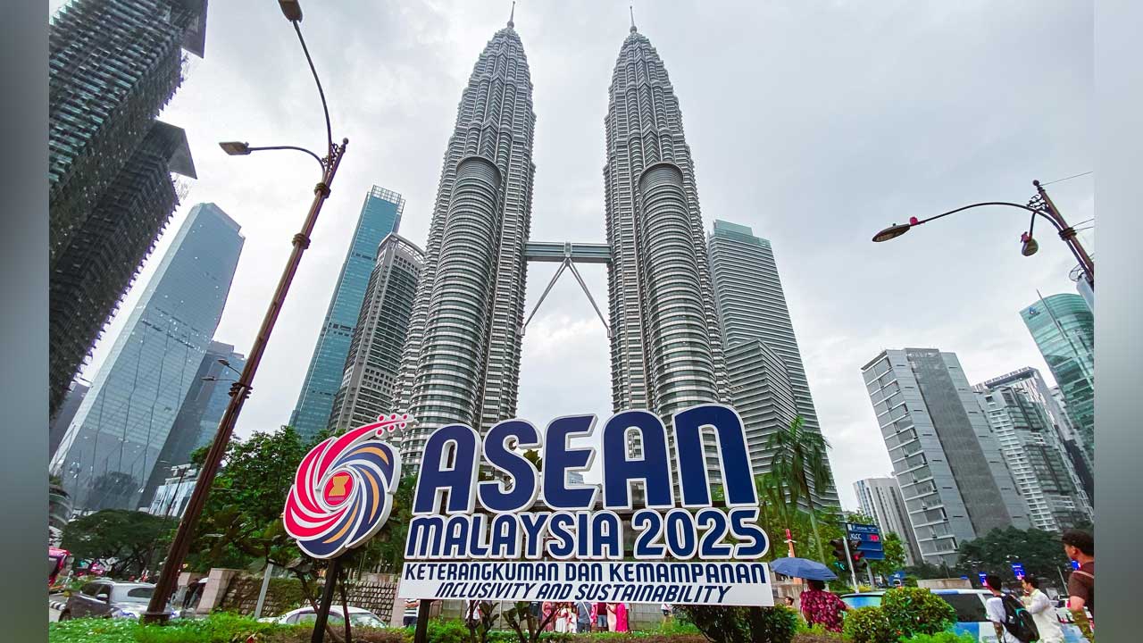 Langkah Trump kenakan tarif jana impak positif terhadap ASEAN, EU - Pegawai EU