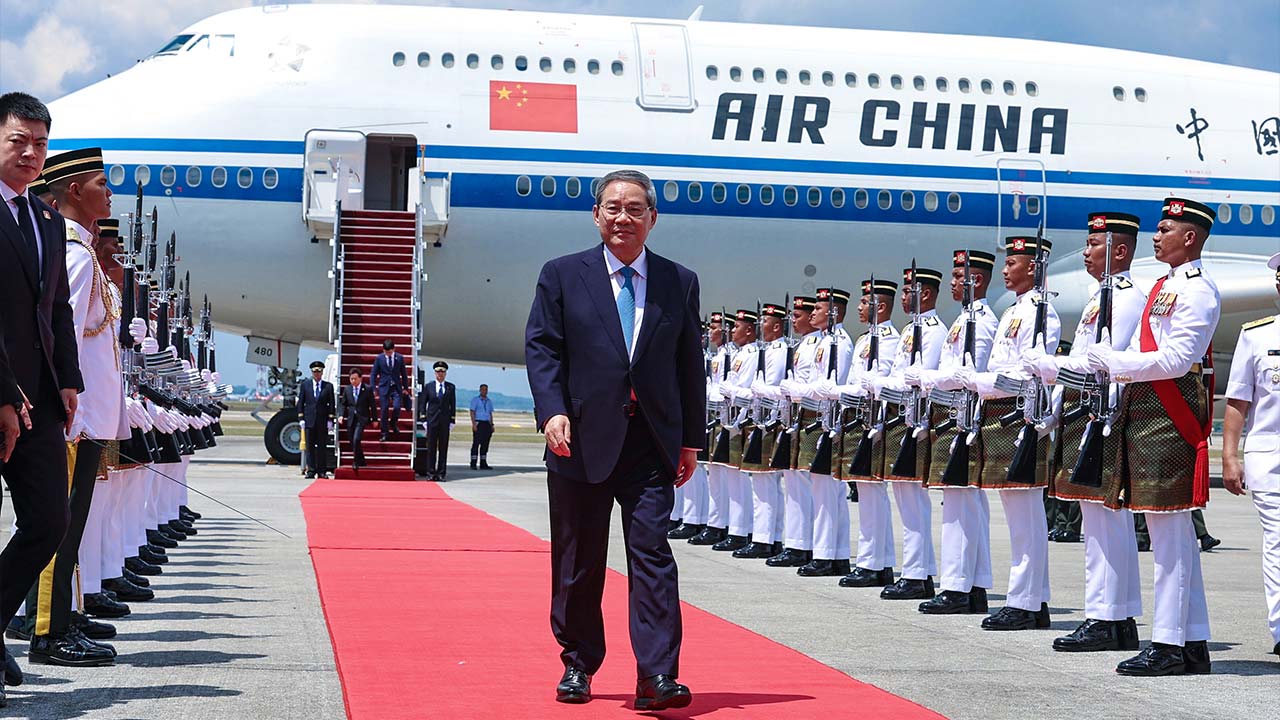 Perdana Menteri China Li Qiang tiba di Malaysia untuk Sidang Kemuncak ASEAN-GCC-China
