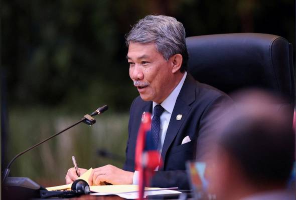 Malaysia says China will sign Southeast Asia nuclear weapons free zone treaty when documents are ready