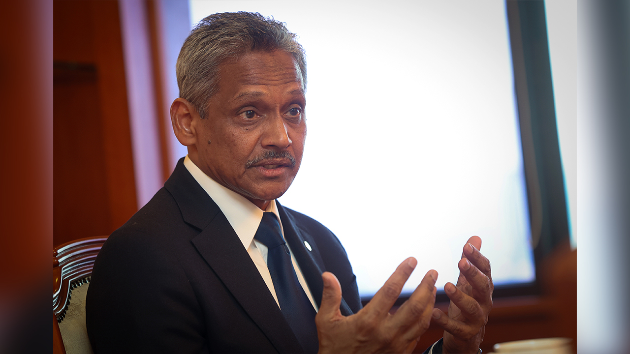 Pembaharuan struktur mengikut jadual, perlindungan sosial, pasaran buruh perlu diperkukuh - Gabenor BNM