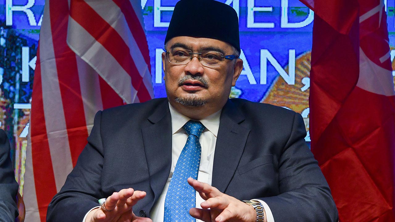 Kelantan tamatkan beberapa syarikat lombong emas, pasir kerana gagal patuh syarat