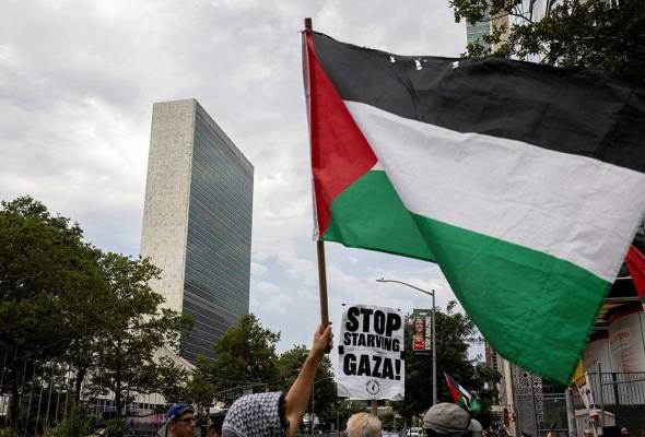 Ministers gather at UN for delayed meeting on Israel, Palestinians