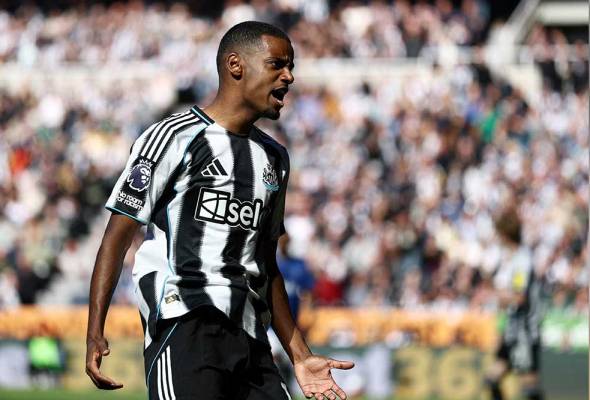 Tawaran Liverpool untuk Isak ditolak Newcastle