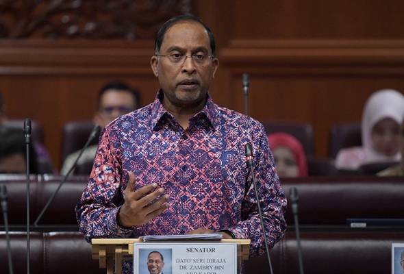 Dakwaan lambakan pelajar China di universiti awam tidak benar - Zambry