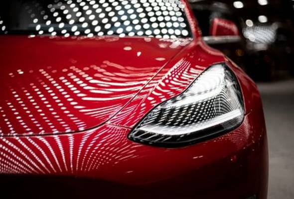 Pasukan superkomputer Dojo latih Tesla FSD dibubarkan selepas pekerja cabut lari