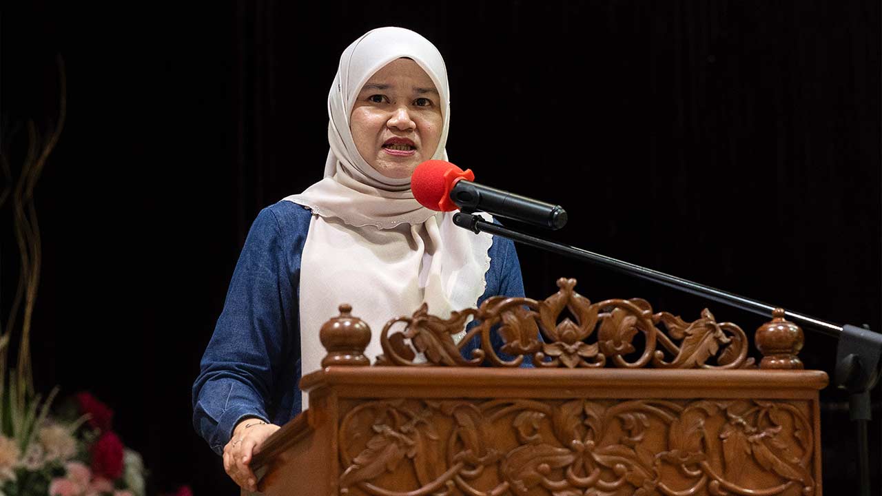 KPM teliti aspek teknikal sebelum laksana pendidikan awal usia lima tahun - Fadhlina