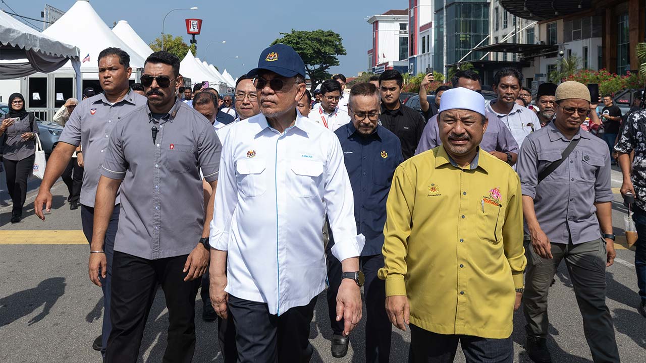 Kerajaan terbuka terima permohonan pembangunan baharu mendesak dari Kelantan - PM Anwar