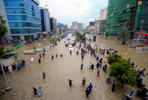 Hampir 400 orang jadi korban hujan monsun di Pakistan