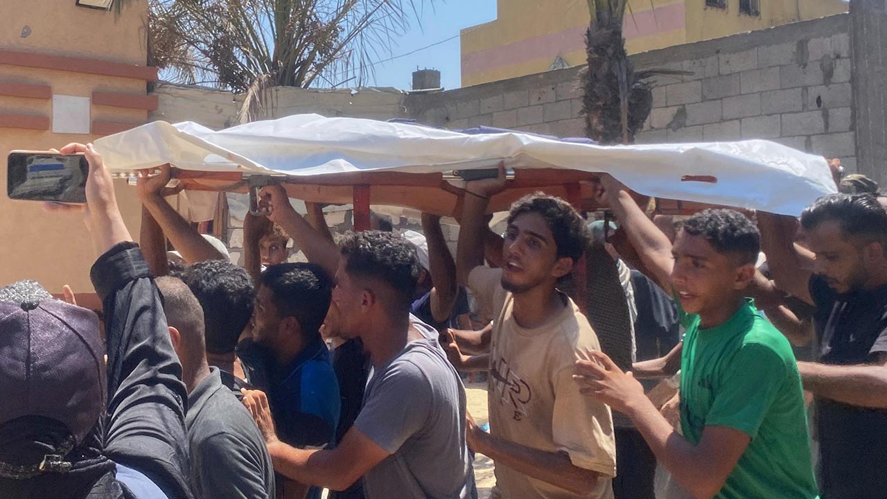 Serangan berganda Israel ke atas Hospital Nasser: Apa kita tahu setakat ini