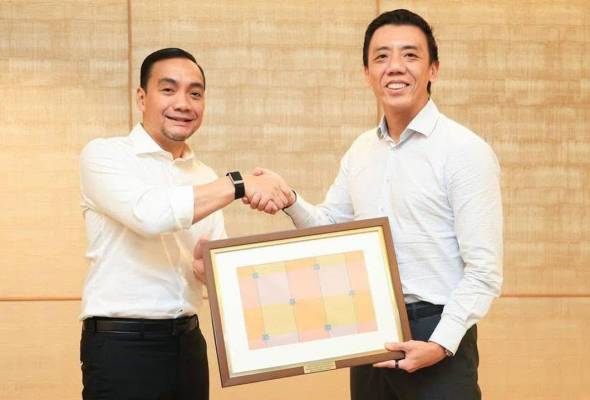 Johor, Singapura perkukuh kerjasama pengangkutan rentas sempadan - Onn Hafiz