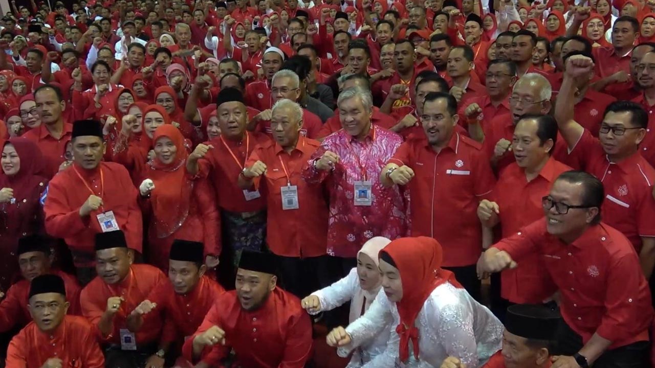 PRN Sabah: Zahid nafi khabar angin kepimpinan UMNO Sabah akan diganti