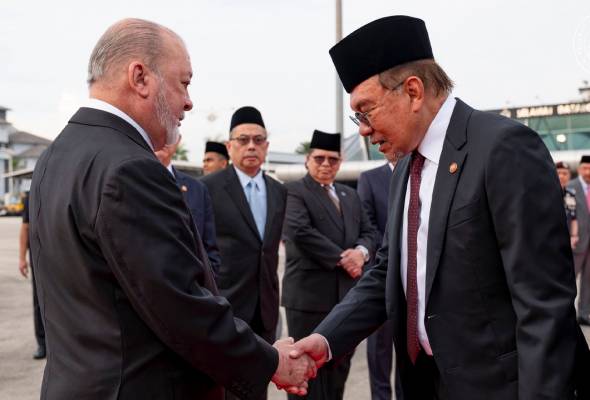 Lawatan Agong ke Rusia buka lembaran baharu hubungan dua hala - Anwar