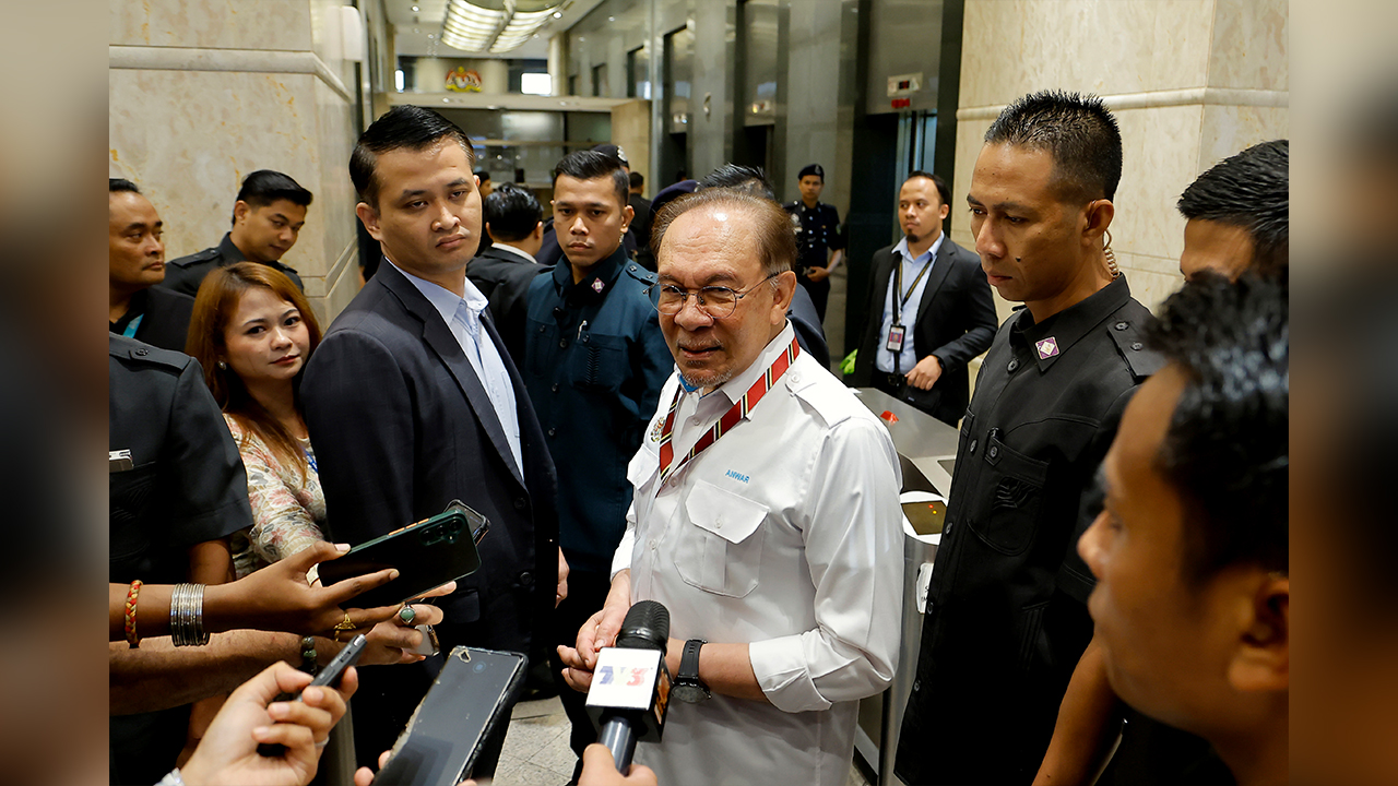 PM Anwar: Keadilan untuk Semua, Tanpa Mengira Latar Belakang - Ini Janji Kerajaan!