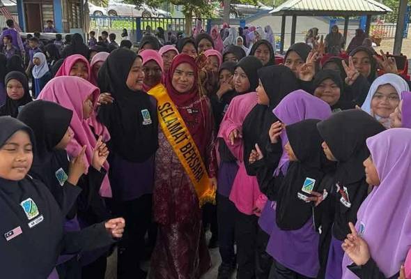 Tiga dekad Cikgu Roslah berjasa didik anak bangsa