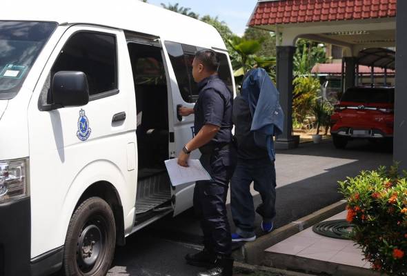 Anggota polis mengaku tidak bersalah sebabkan kematian pelajar