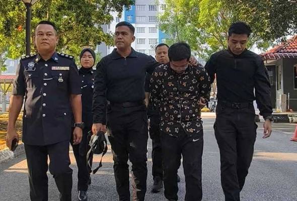 Kes tikam di Senawang: Tukang masak didakwa bunuh duda