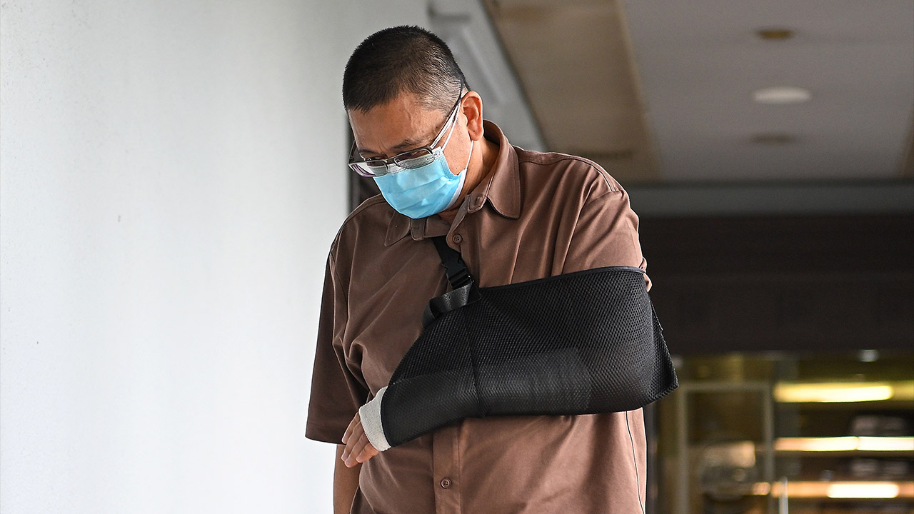 Dokumen MM2H palsu: Pegawai imigresen dipenjara lapan tahun, denda RM150,000