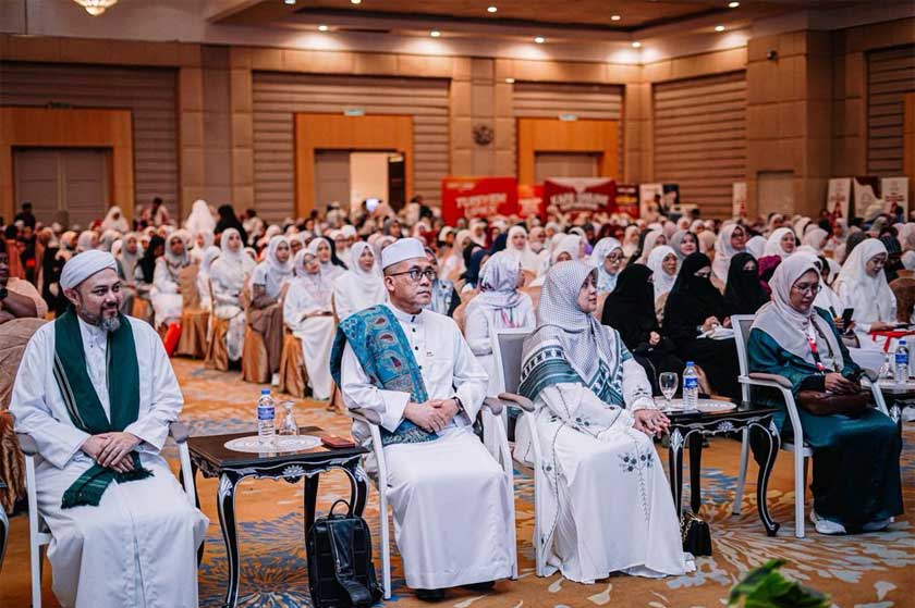Tetamu kehormat menghayati sesi tausiyah. - Foto Hatimurni