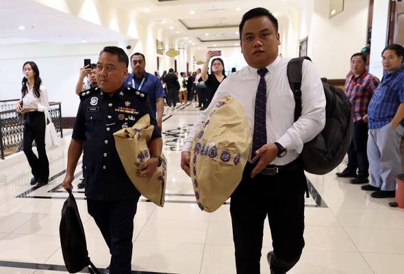 Inkues Zara Qairina: Peguam bela bawa patung untuk simulasi jatuhan esok