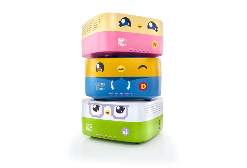 Router edisi terhad Didi & Friends juga hadir dengan pelbagai karakter kegemaran ramai iaitu Jojo & Nana. - Foto Astro