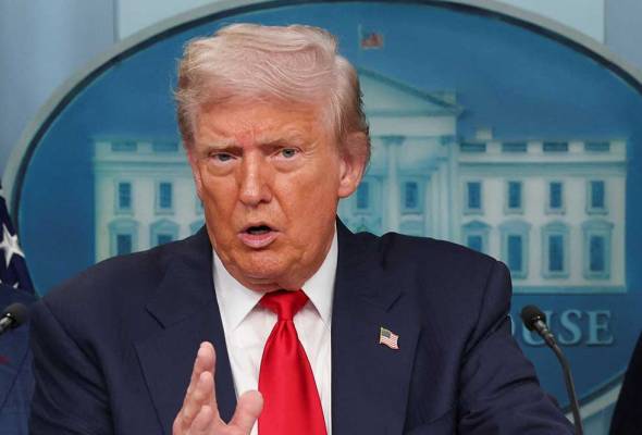 Bekas pegawai FBI saman pentadbiran Trump atas dakwaan balas dendam