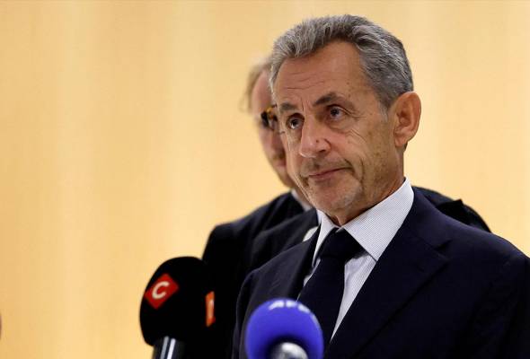 Bekas Presiden Perancis Sarkozy mula jalani hukuman penjara 21 Okt - Laporan
