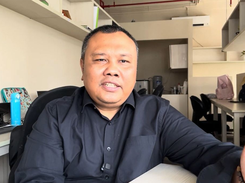 Dr Hendri Satrio