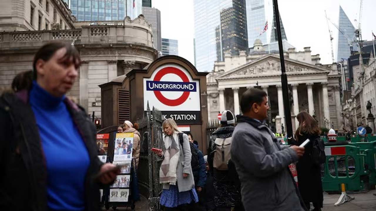 London lumpuh akibat mogok, hampir semua laluan Tube ditutup