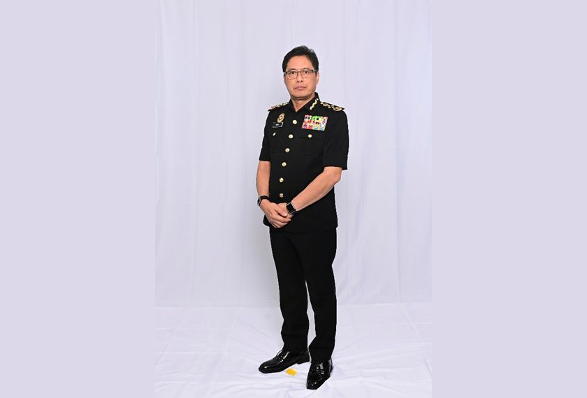 Azam Baki berkata, semoga dengan segala usaha ini, kegiatan rasuah mampu dibasmi dengan lebih efisien dan telus. – Foto SPRM