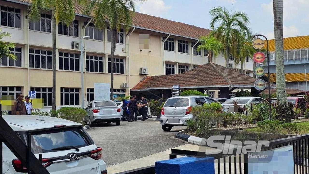 [TERKINI] Pelajar tingkatan empat maut ditikam: Polis tubuh pasukan khas