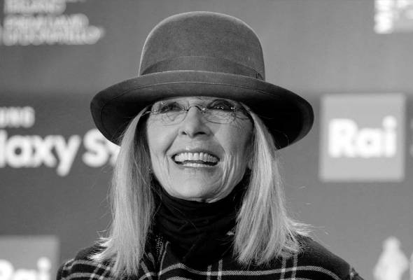 Pelakon Hollywood Diane Keaton meninggal dunia akibat pneumonia - Keluarga