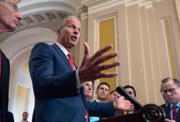 Penutupan kerajaan AS bakal catat rekod terpanjang susulan Senat gagal lulus pembiayaan