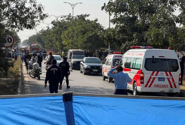 Enam maut dalam letupan di luar mahkamah Islamabad