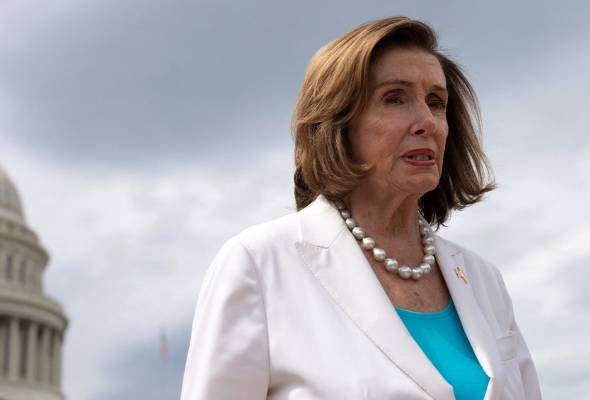 Pelosi dakwa Trump langgar kuasa Kongres dalam operasi Venezuela