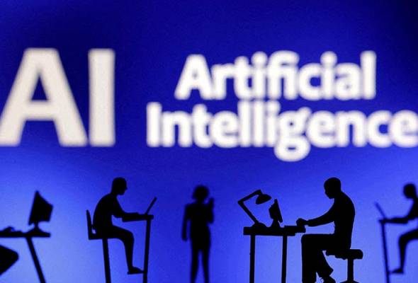Suku daripada syarikat besar di UK jangka pemberhentian pekerja akibat AI