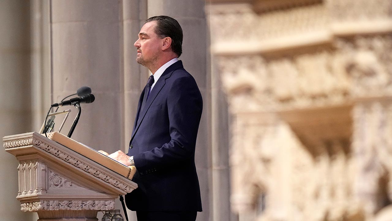 Leonardo DiCaprio kenang Jane Goodall di majlis pengebumian di Washington